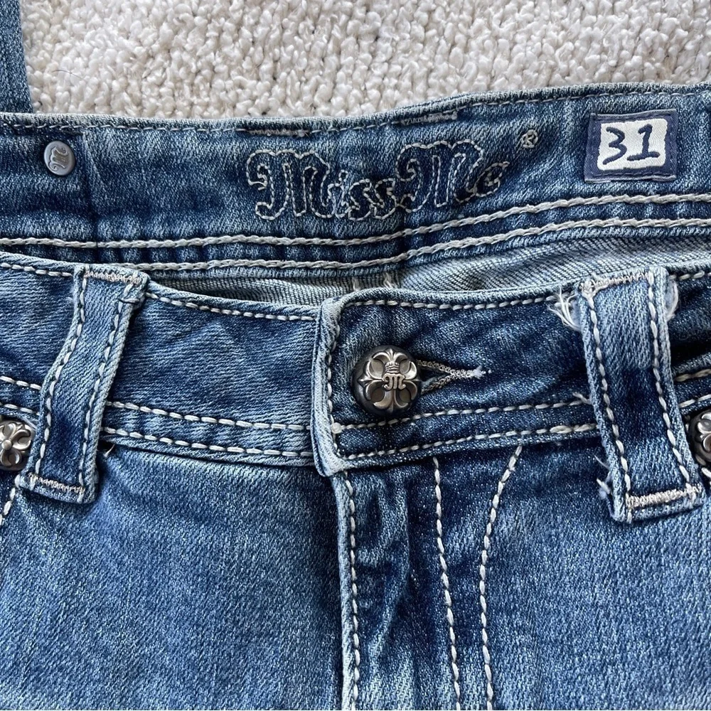 Miss Me Capri Jeans with embellished Wings Size 31 - Picture 7 of 11